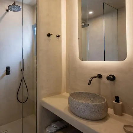 Semesterbostad Tholaki Luxury