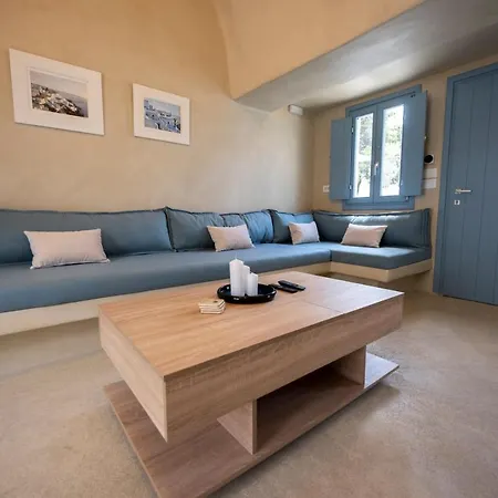 Prázdninový dům Tholaki Luxury Kamári